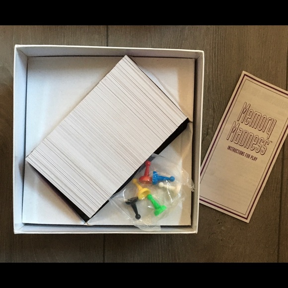 Memory Madness Board / Word Game ~1994 - Picture 6 of 7